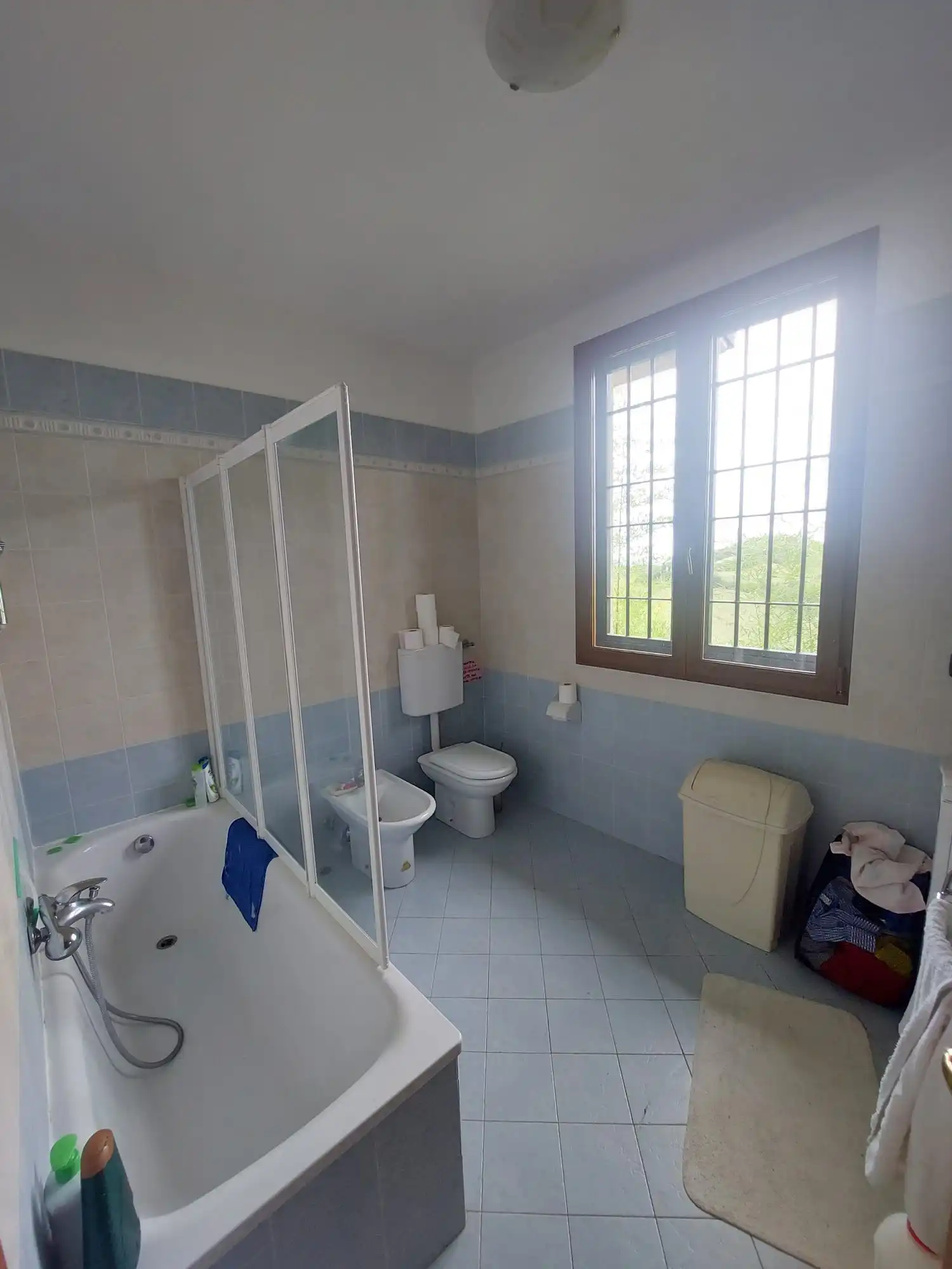 Bagno prima della ristrutturazione